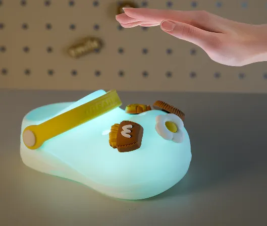 Croc-Shoe Silicone Lamp