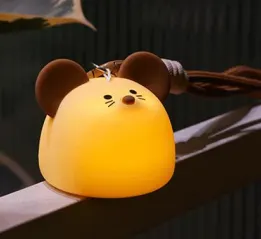 Chandelier Mouse Night Light